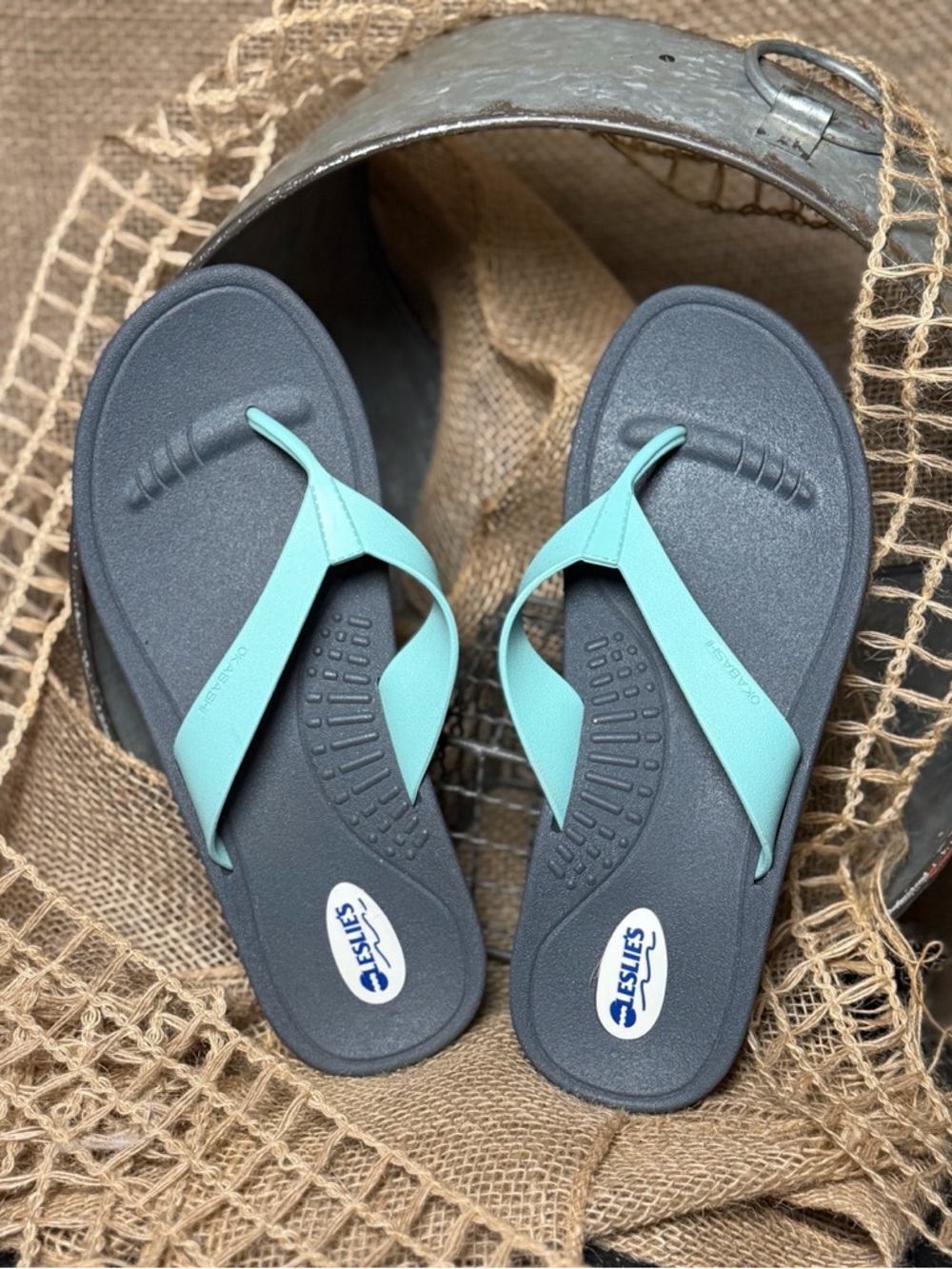 EUC Okabashi Leslie’s Sea Foam Strap Flip Flops Size L